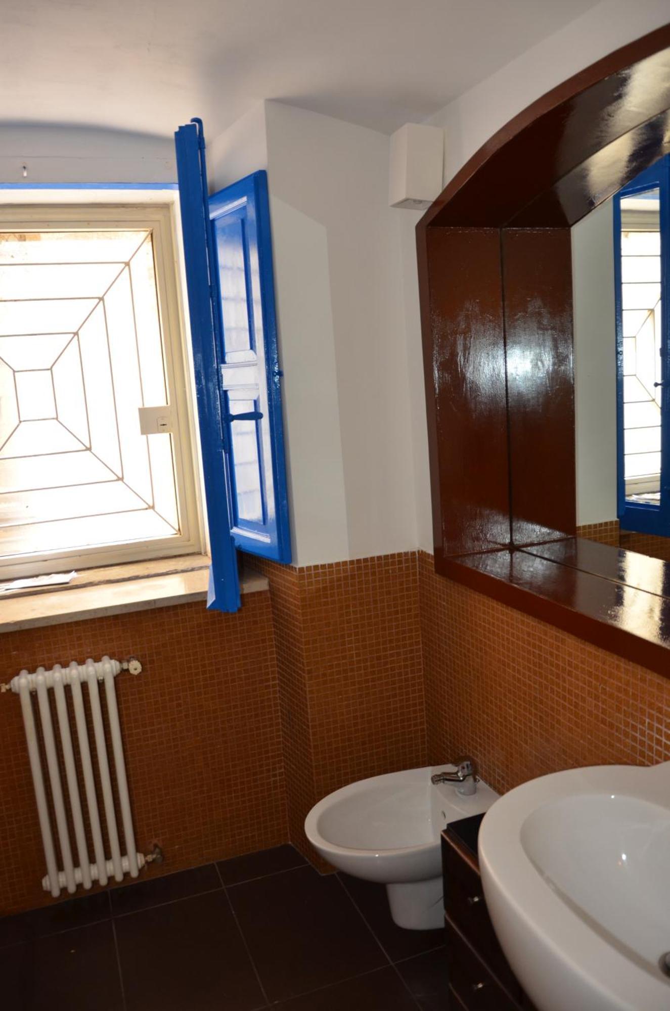 Athena Apartment *